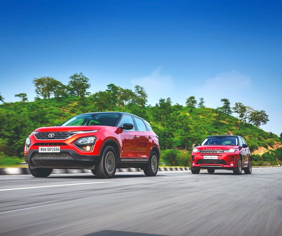 Tata Harrier and Land Rover Discovery Sport on Trippin with LemonTree Hotels!