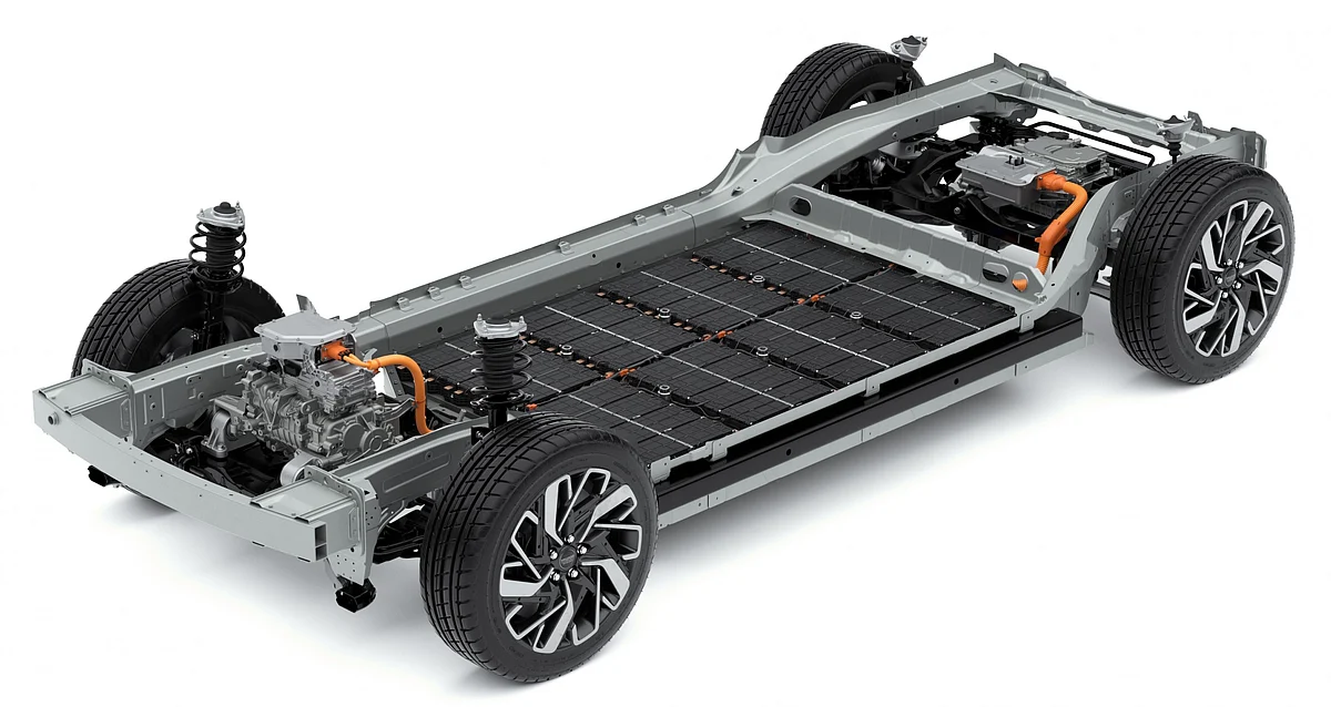 Notice how the batteries are placed in the underbelly to improve dynamics