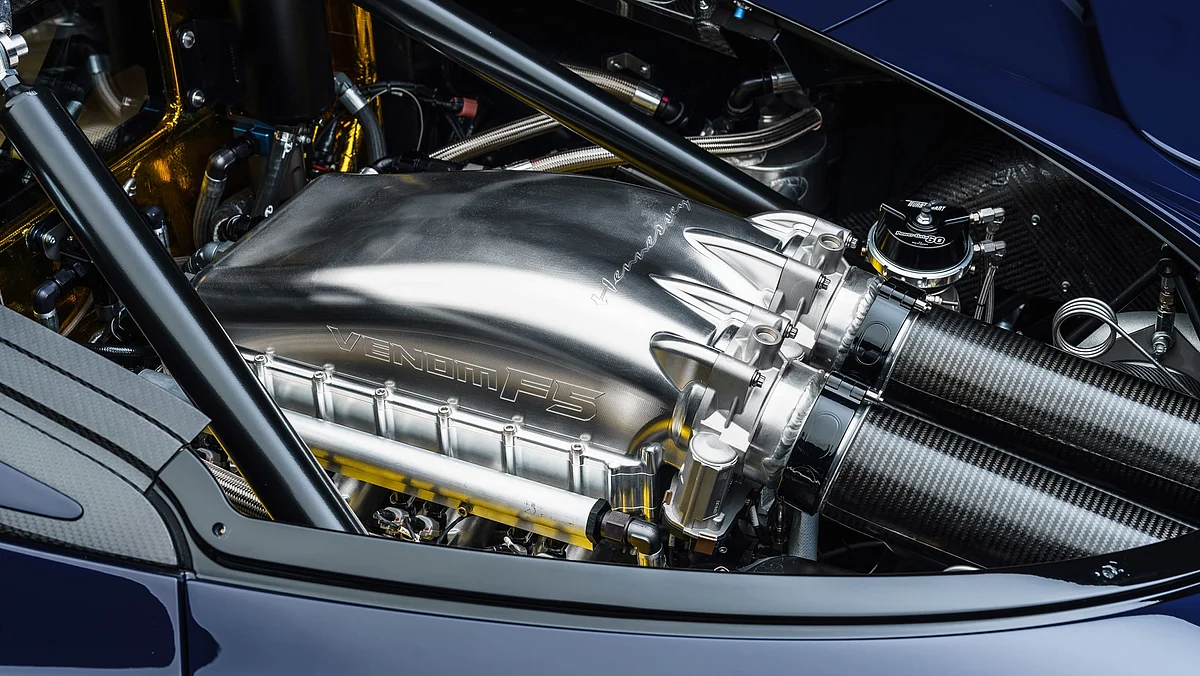 Powered by a 6.6-litre twin turbocharged V8