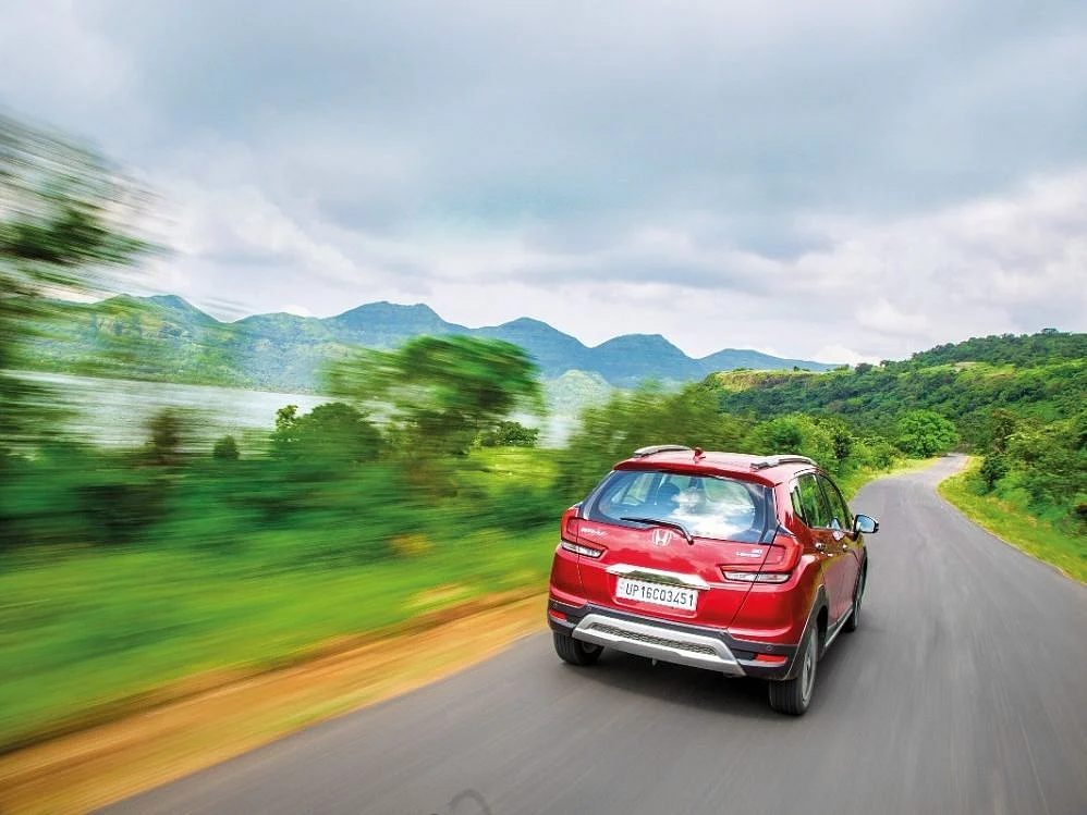 It’s the sort of car that you don’t mind waking up at 4:30am for, because it can take you to places like this!