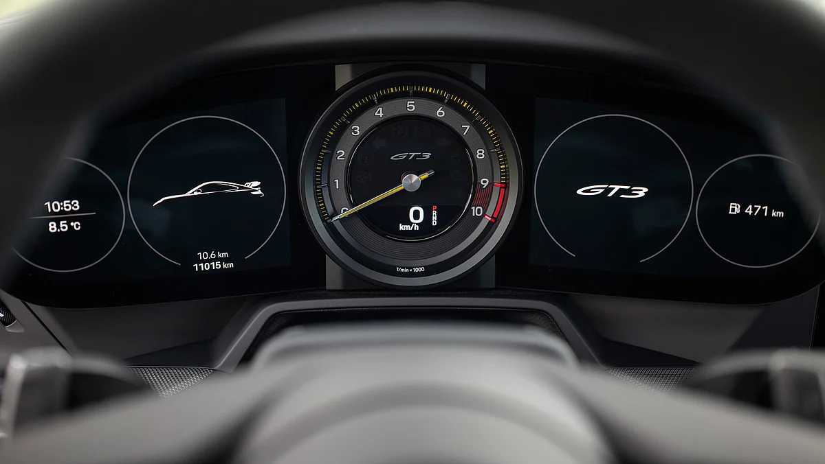 A 9000rpm redline as seen on the prototype's analogue dial