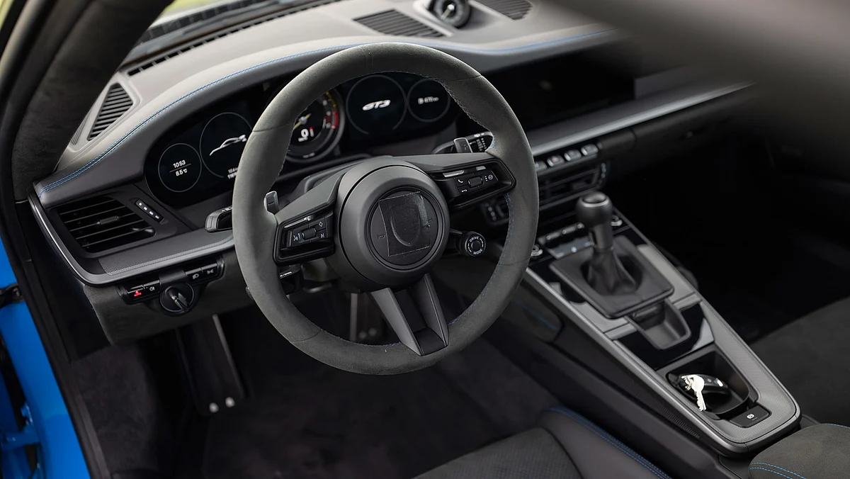 To be offered either with a manual or a PDK transmission