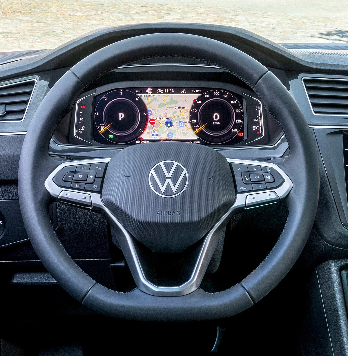 Digital cockpit