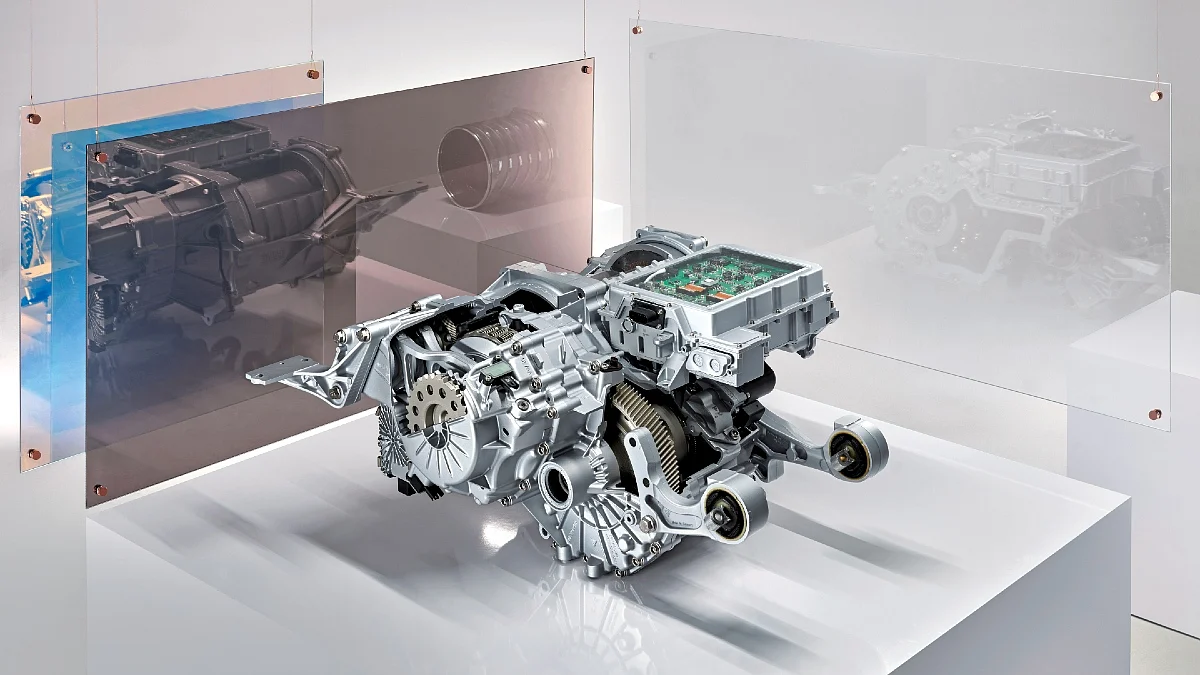The elelectric motor of a Taycan with the two-speed gearbox
