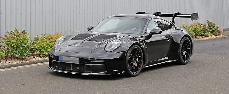 Front-end looks similar to the GT3, note the louvres on the front fenders