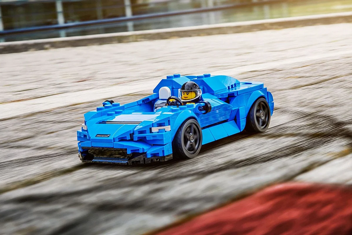 Lego McLaren Elva