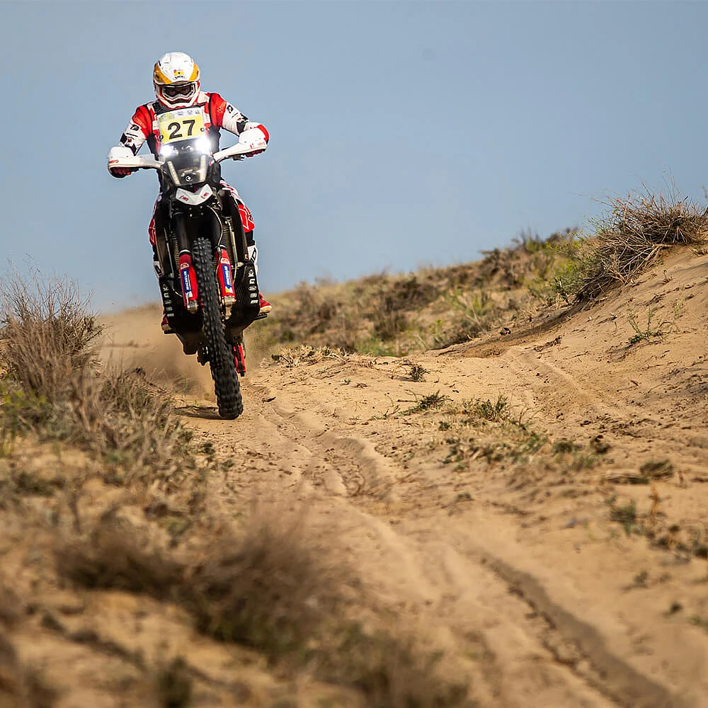 J-Rod finishes first in Stage 5