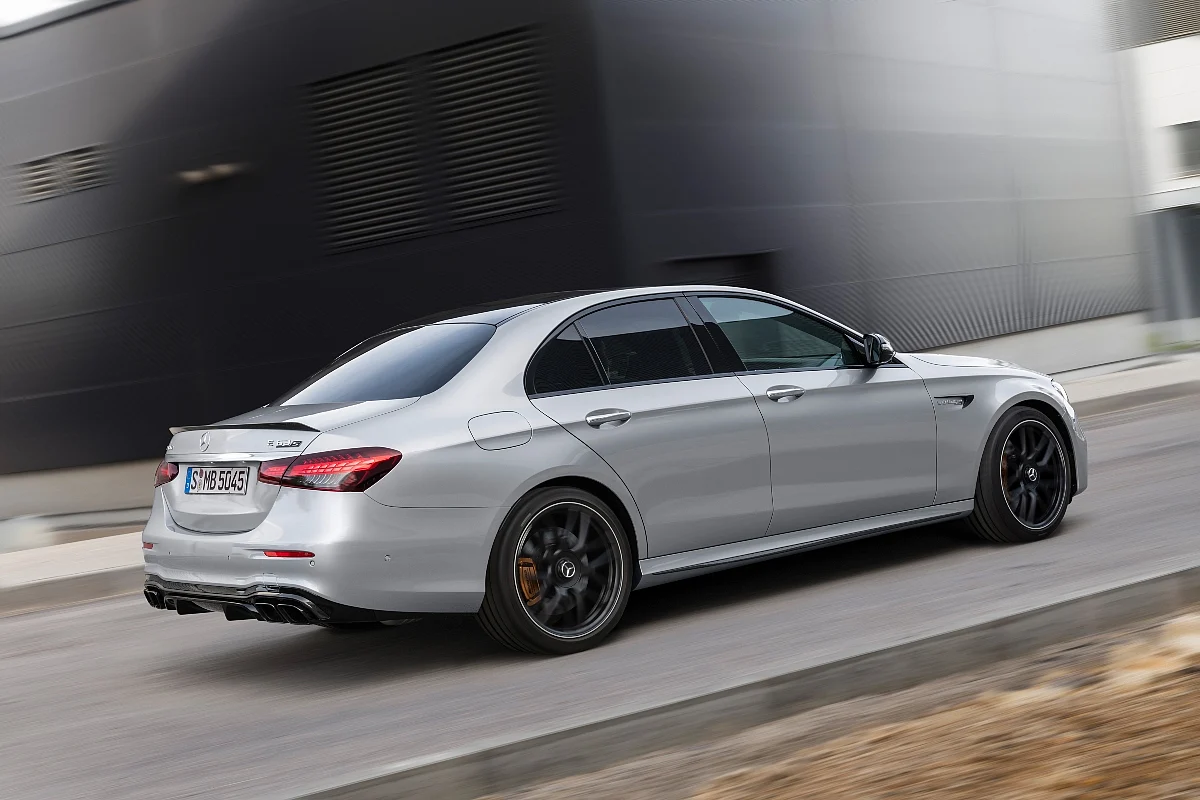 The E 65S gets an electronically controlled limited slip rear differential to aid agility