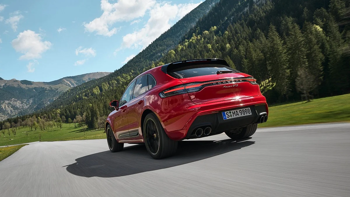 Porsche will continue to sell the ICE Macan alongside the new-generation electric Macan which will come in 2023