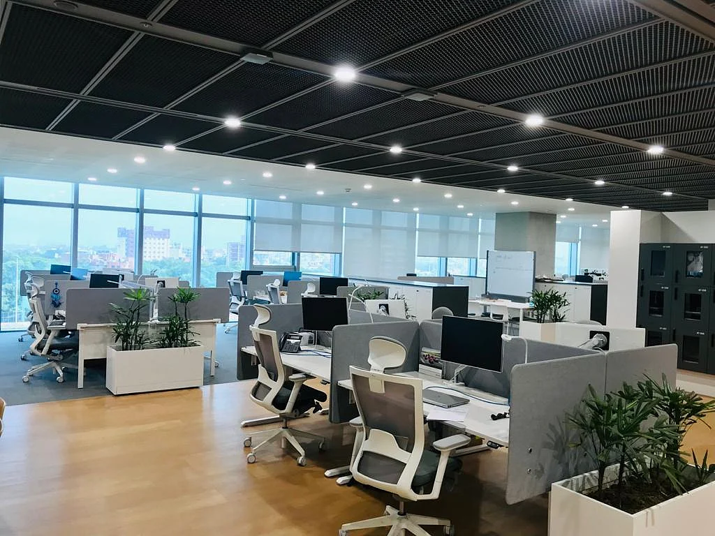 Ergonomic office furniture to reduce the work fatigue