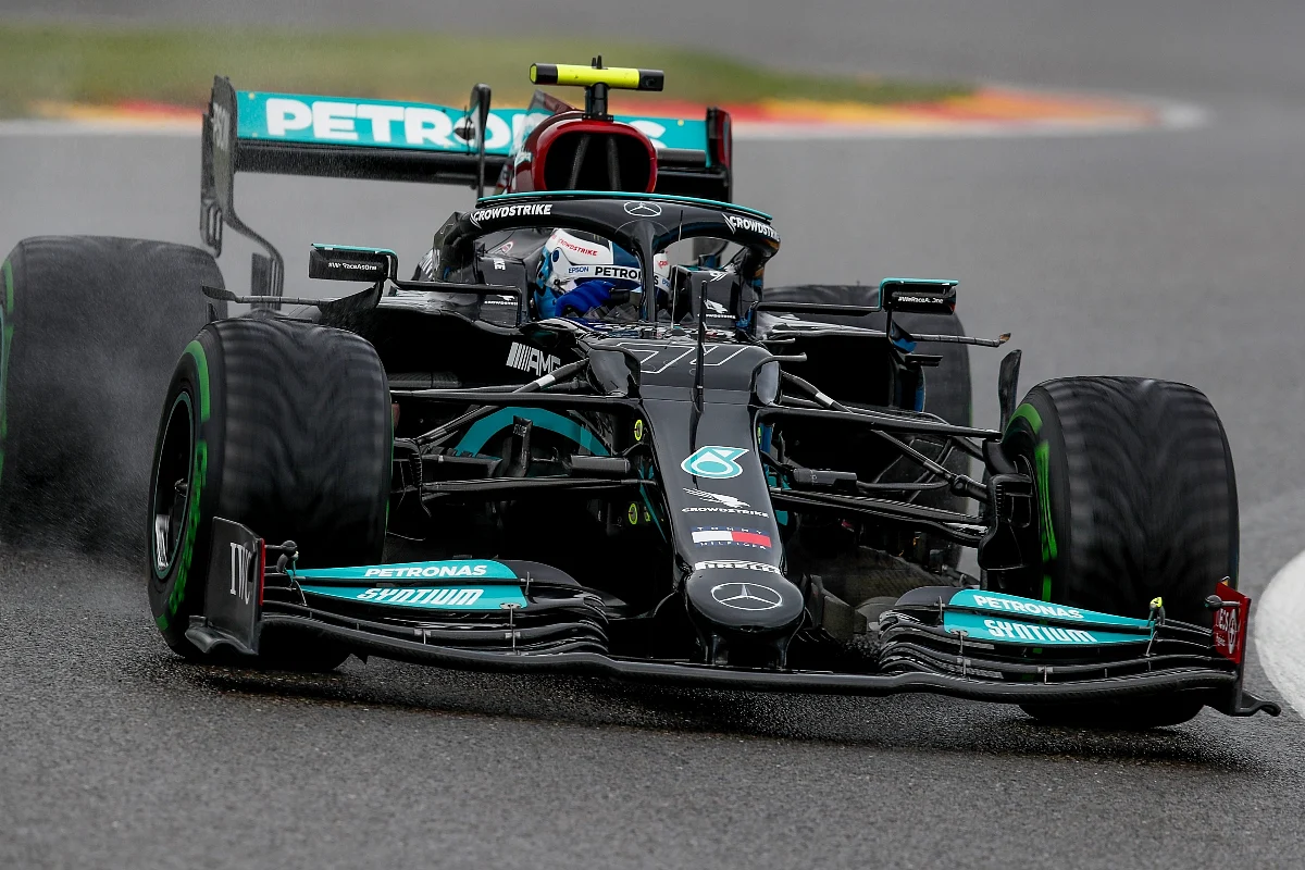 Most of the drivers were sitting in the pits while a brave few went out on the track to assess the conditions
