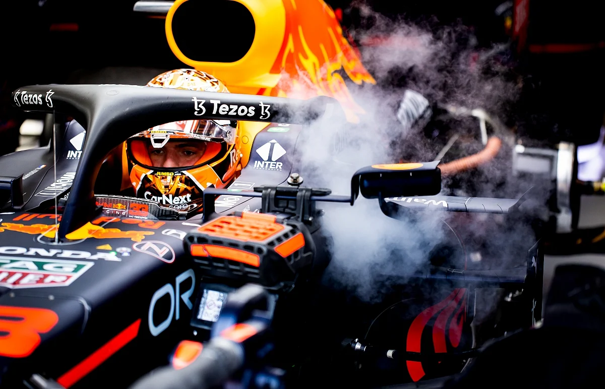 Chats from multiple teams expressed that the rain was about to get worse in Q1