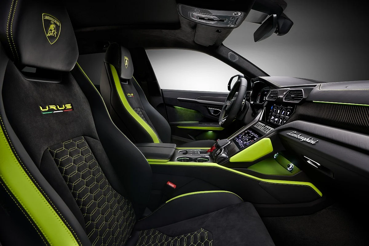 Accent colours carried over inside for the contrast stitching. Ventilated Alcantara seats are an exclusive option