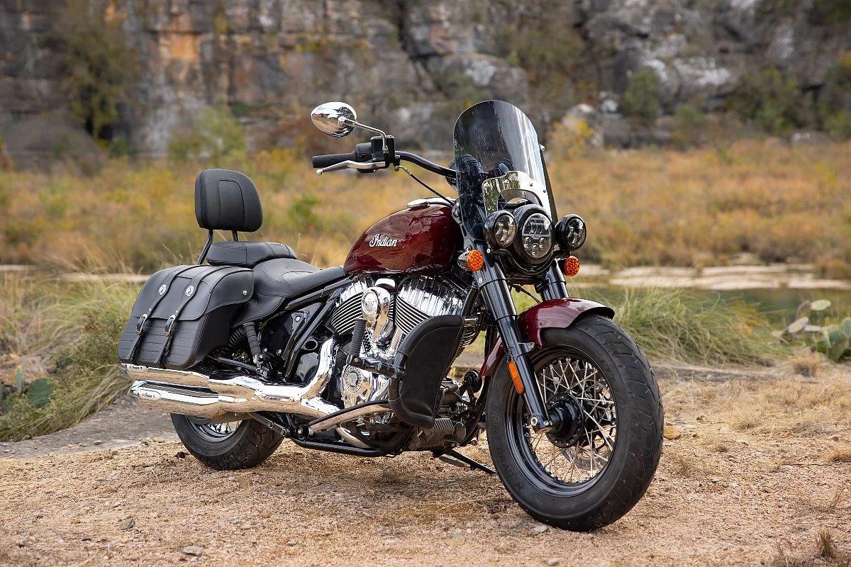 The Super Chief Limited receives chrome and metallic finishes instead of the black treatment on the other two bikes in the lineup