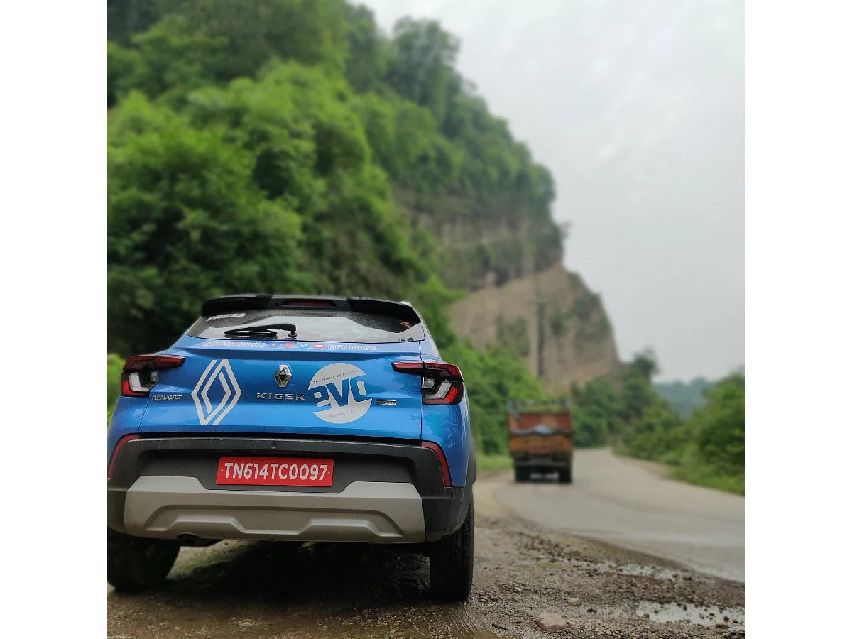 The 9-hour long drive was a perfect combination of #ChillOfDriving and #ThrillOfDriving