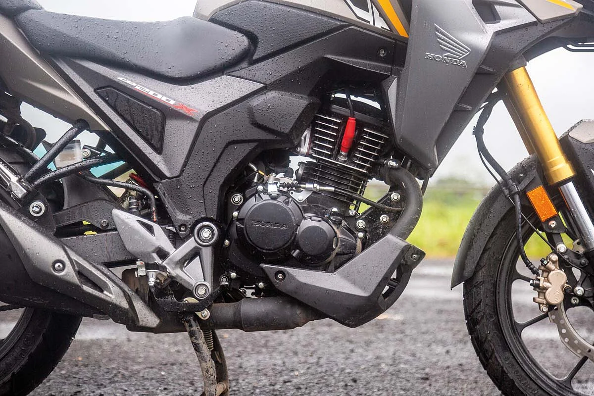 The Honda CB200X gets the same engine as the Hornet 2.0
