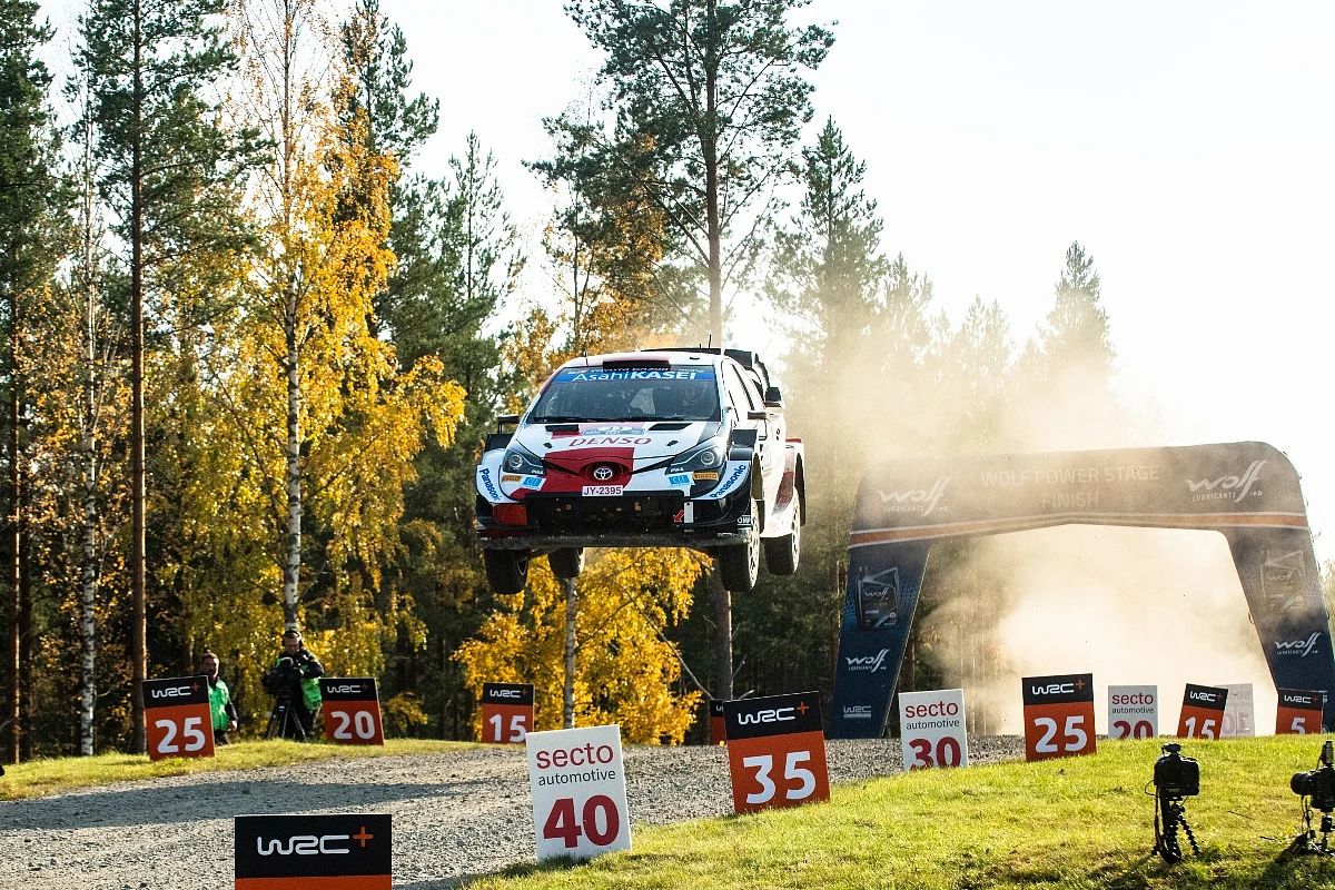 Evans was under severe pressure from Ott Tanak in the final two stages, but the Brit held his nerve to win the race and became the second Brit to win at Finland since Kris Meeke’s win in 2016.