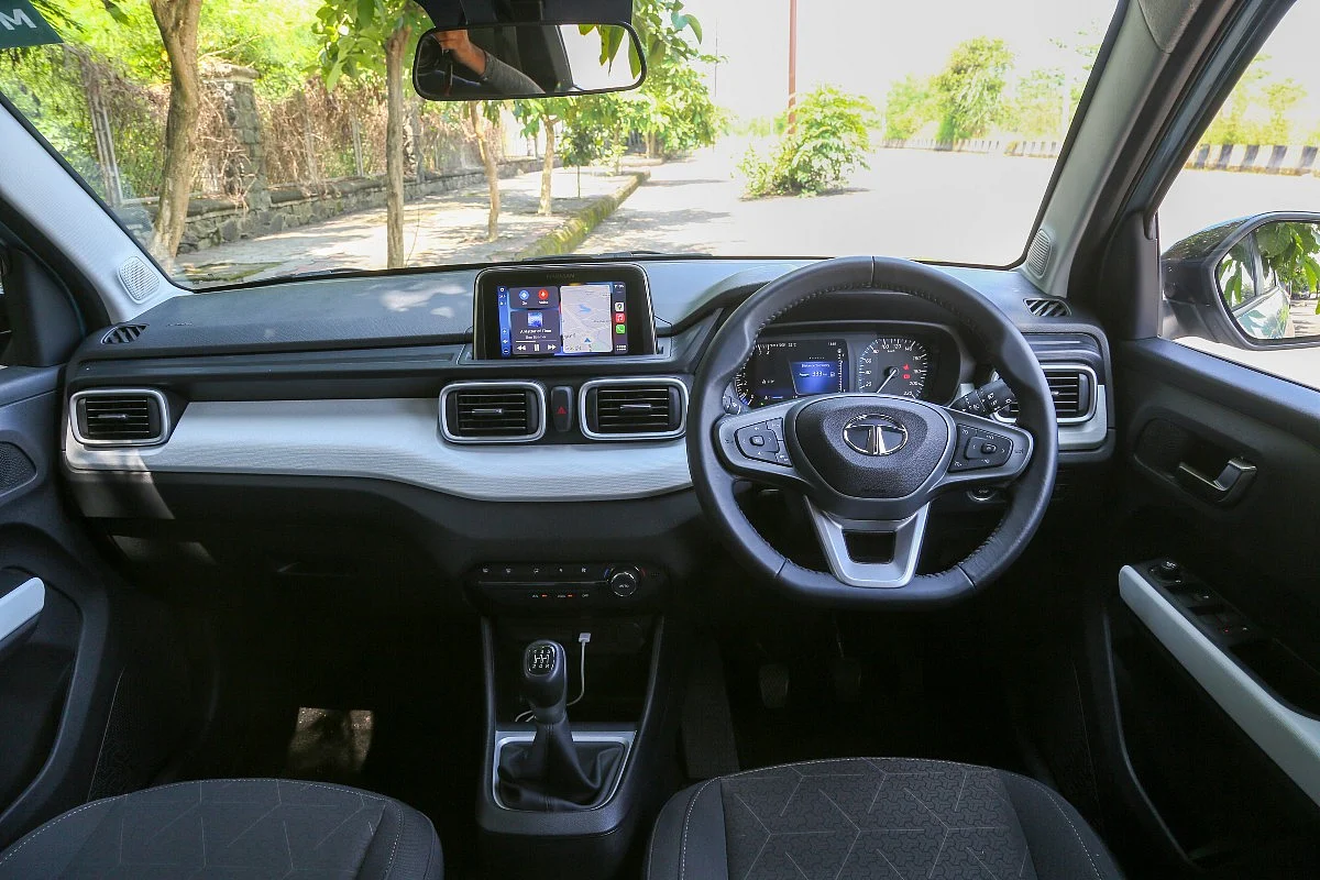 Interiors of the Punch get square AC vents