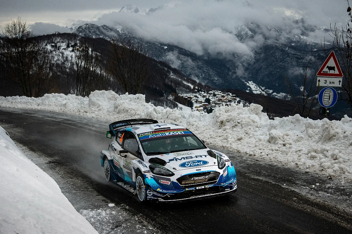 Over the three days of rallying, the drivers will cover 253km of special stages and over 424km of liaison section, which will be divided into 16 sections.