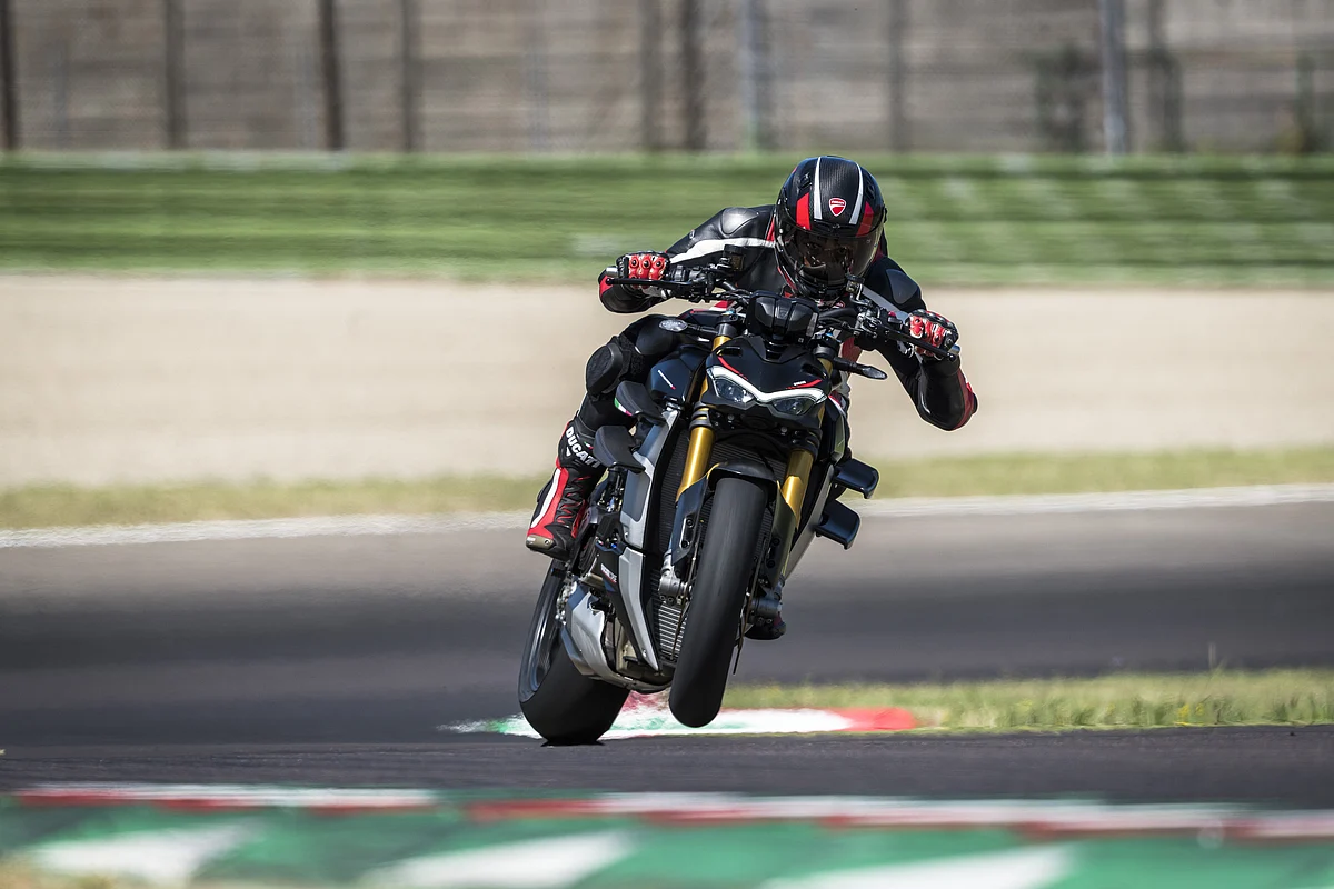 2022 Ducati Streetfighter V4 SP