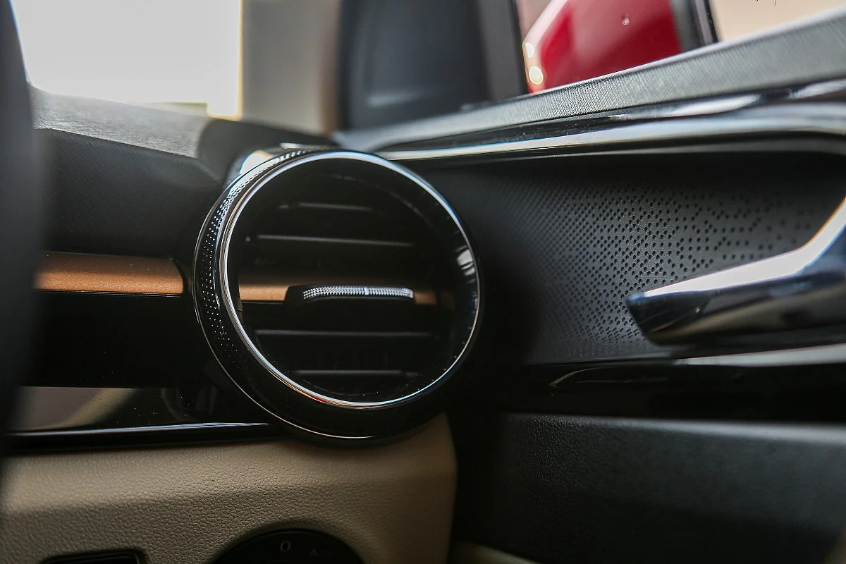 Unlike the Kushaq, the Slavia receives circular AC vents
