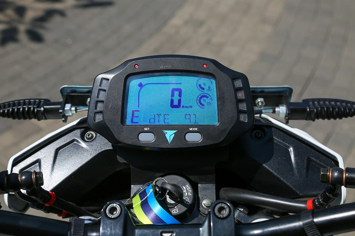 The instrument cluster on the Kratos R displays all the basic information