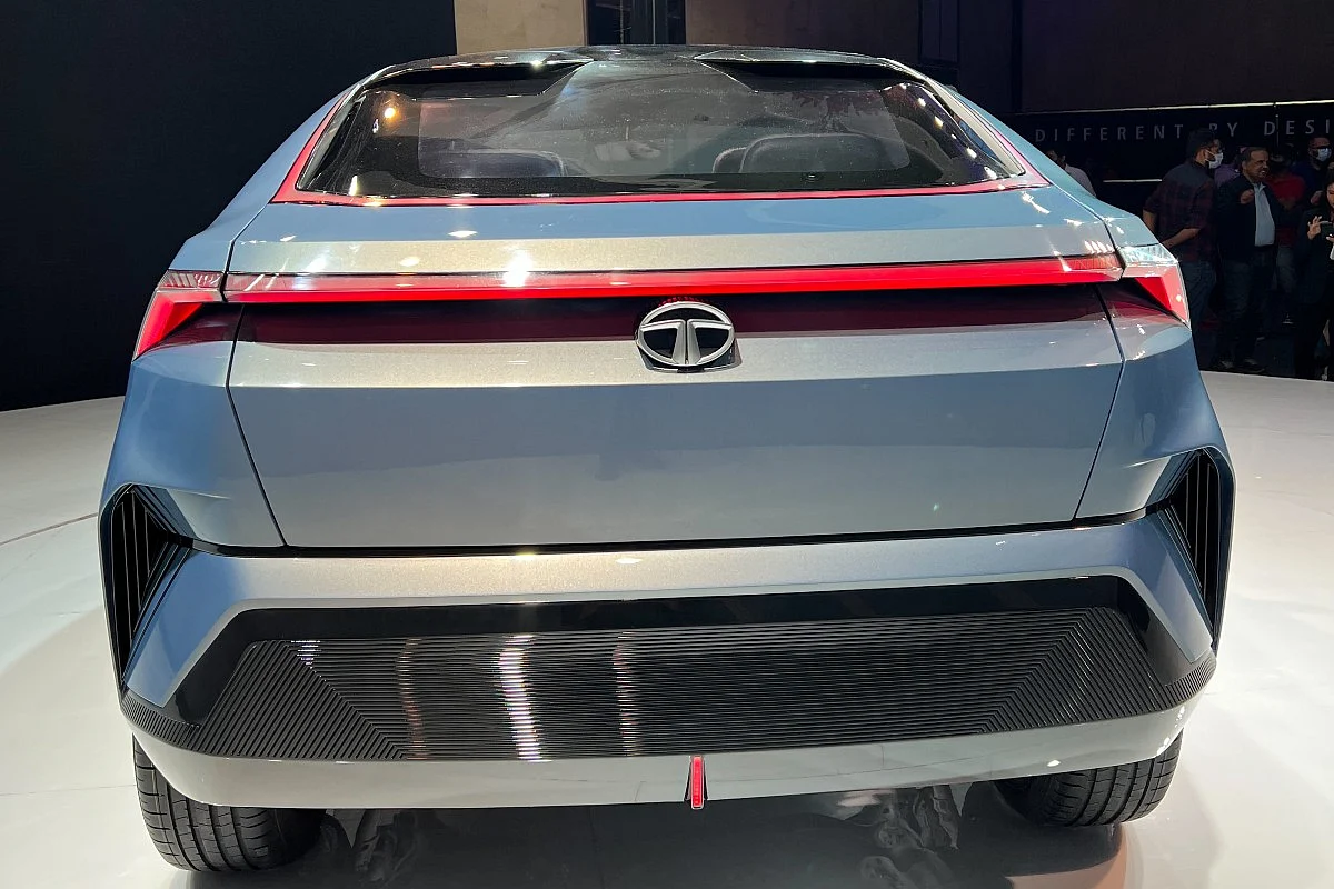 Bar-end tail-lights are becoming a popular design choice
