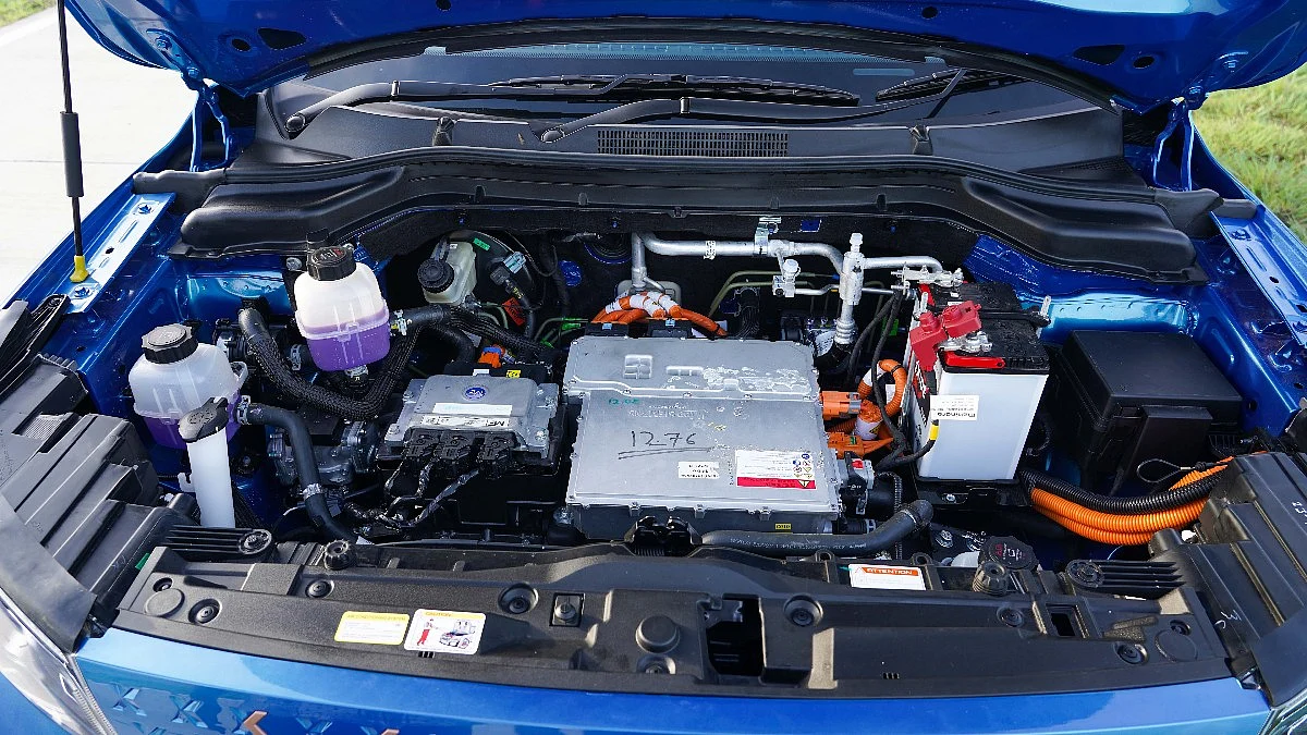 Mahindra XUV400