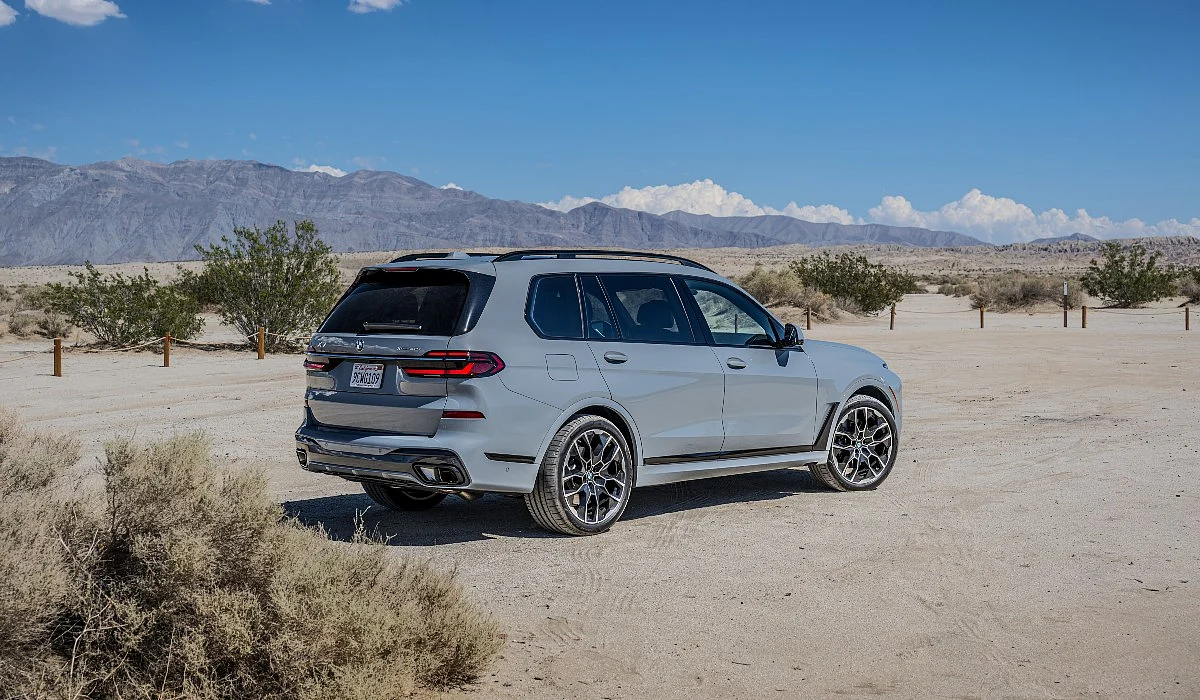The X7 rivals the likes of the Mercedes-Benz GLS