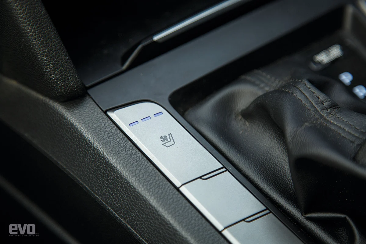 Ventilated seats keep your backside cool in the desert