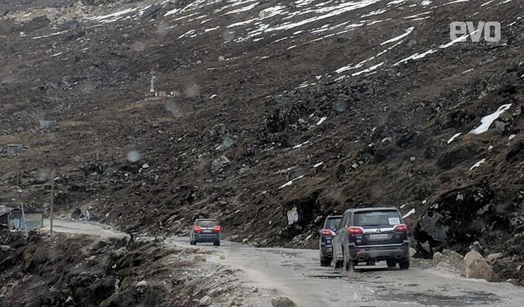 Sela Pass