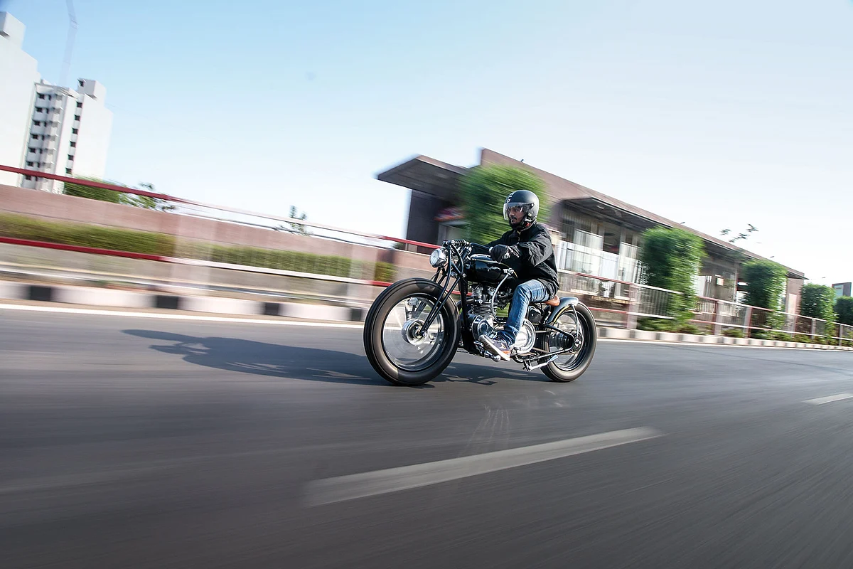 Chrome treatment and a medley of black painted parts and chromed surfaces make for a very harmonious whole