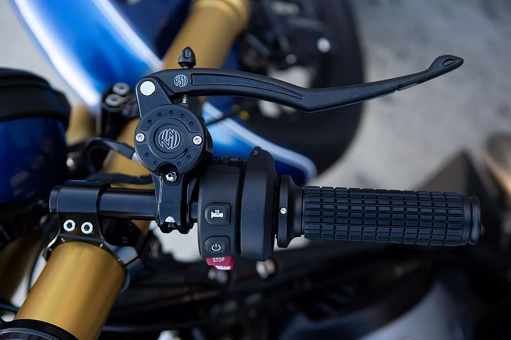 The custom hydraulic braking setup on the R18 Dragster
