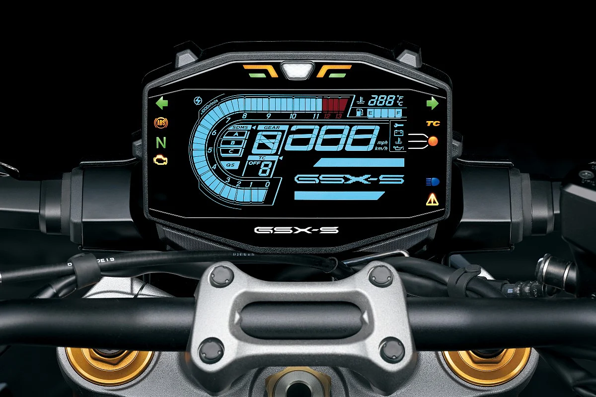 2021 Suzuki GSX-S1000 instrument cluster