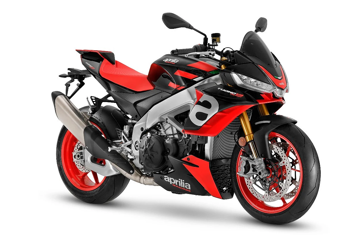 The Tuono V4 follows the naked-superbike design language with minimal amount of fairing