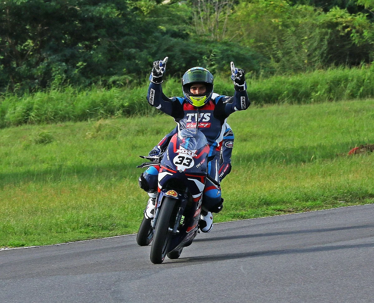 With this, Round 3 comes to an end and the fourth round of the MRF MMSC FMSCI Indian National Motorcycle Racing Championship 2021 will be held from January 7 to January 9 at MMRT, Chennai.