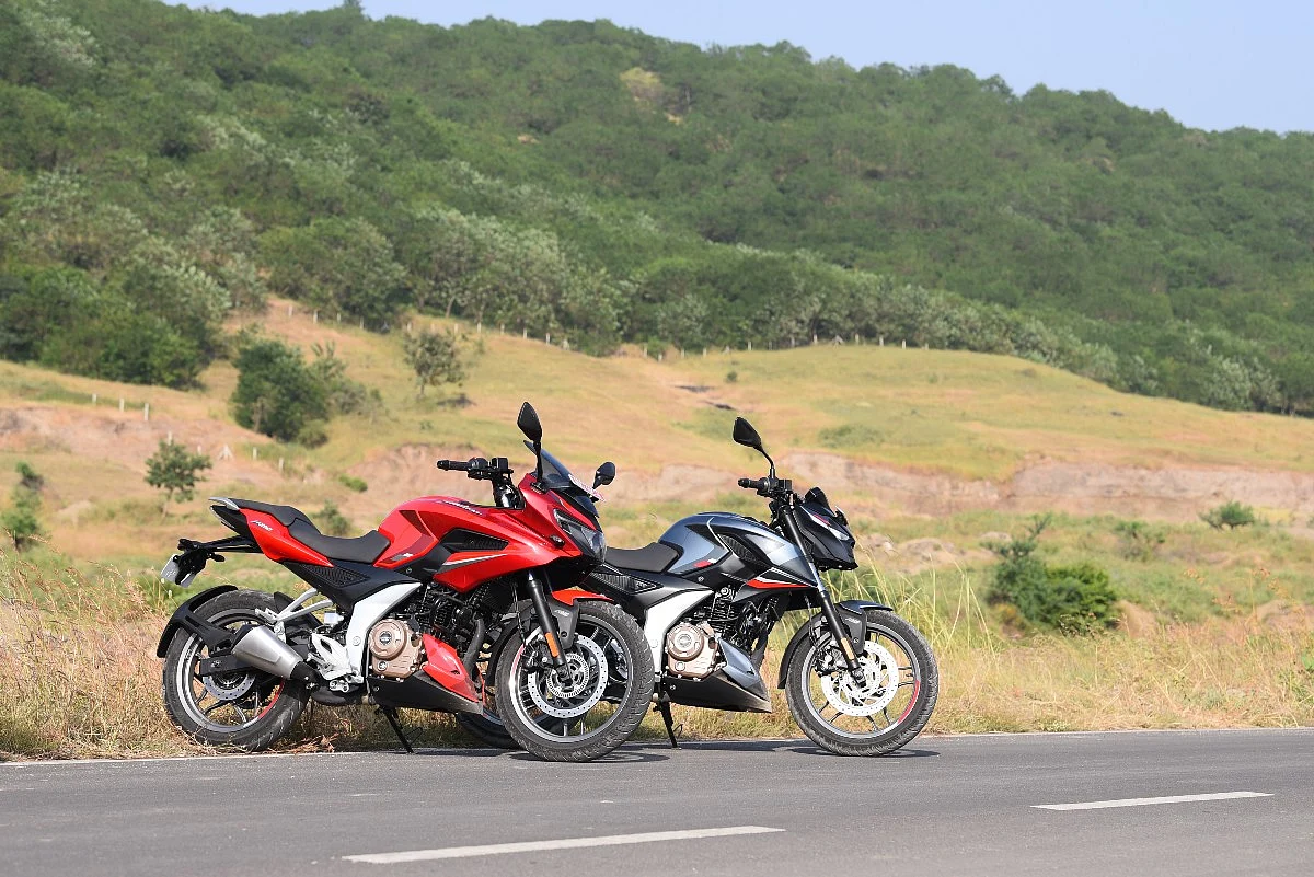 Bajaj Pulsar F250 and N250 (2021)