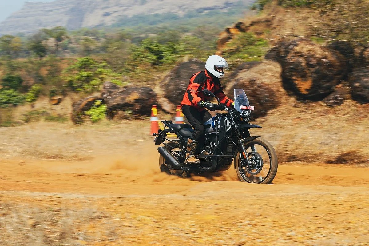 <div class="paragraphs"><p>The Adventure feels more firmly set up than most ADV motorcycles in the market</p></div>