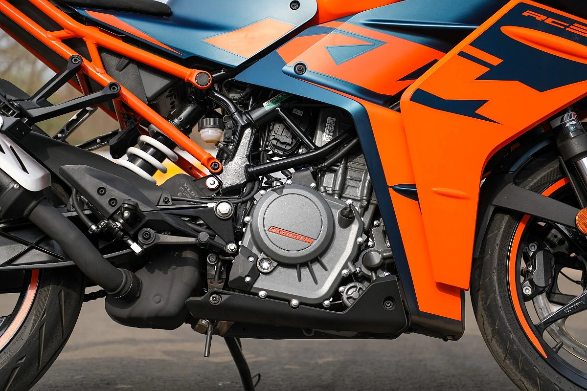 Same 373.3cc powertrain, but a 40 per cent larger airbox allows better breathing