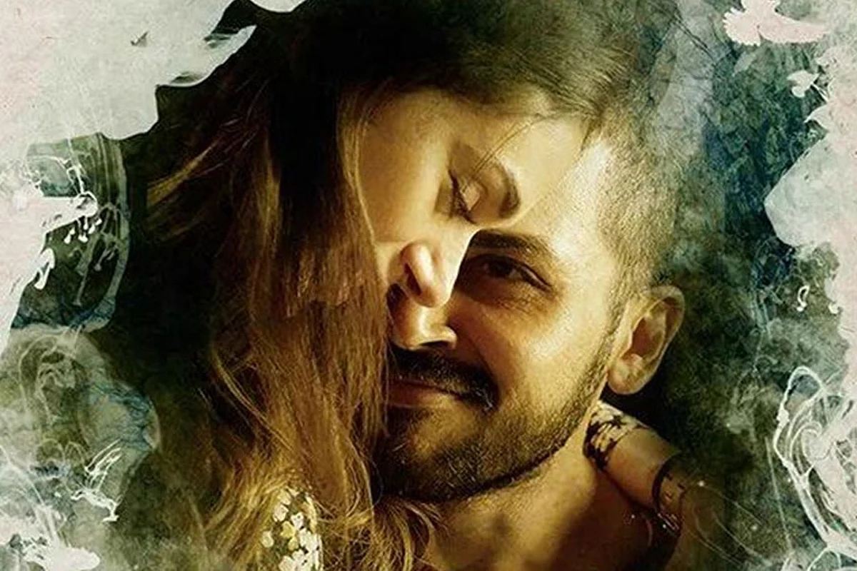 Kaatru Veliyidai Movie Review