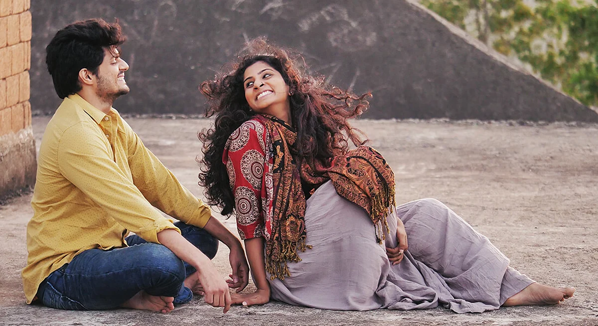 Sleeplessly Yours Movie Review: The Hell of Being Awake