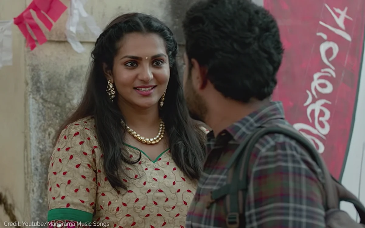 Tangentially Looking At Uyare: To Fly Above Demons And Angels