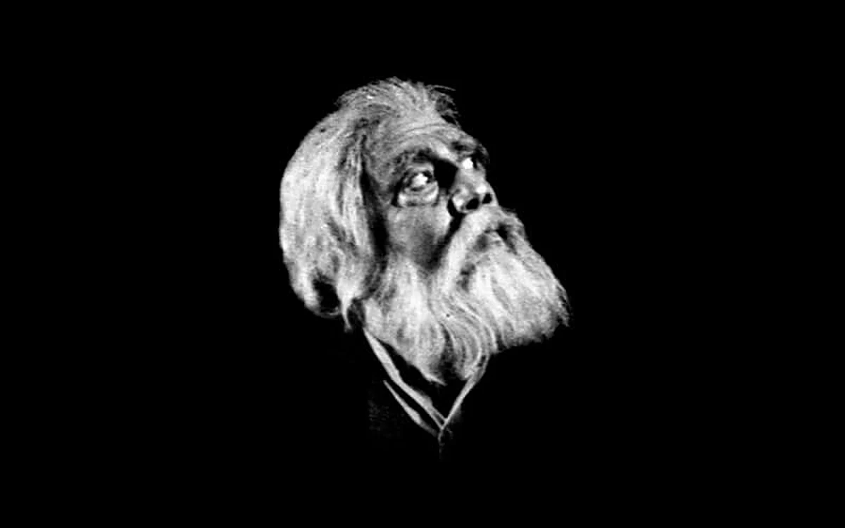 Photographer Nemai Ghosh’s Iconic Photos From Satyajit Ray Sets And More