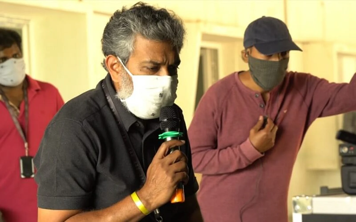 A Rrroaring Comeback: SS Rajamouli’s RRR Team Resumes Shoot With “Double The Grit”
