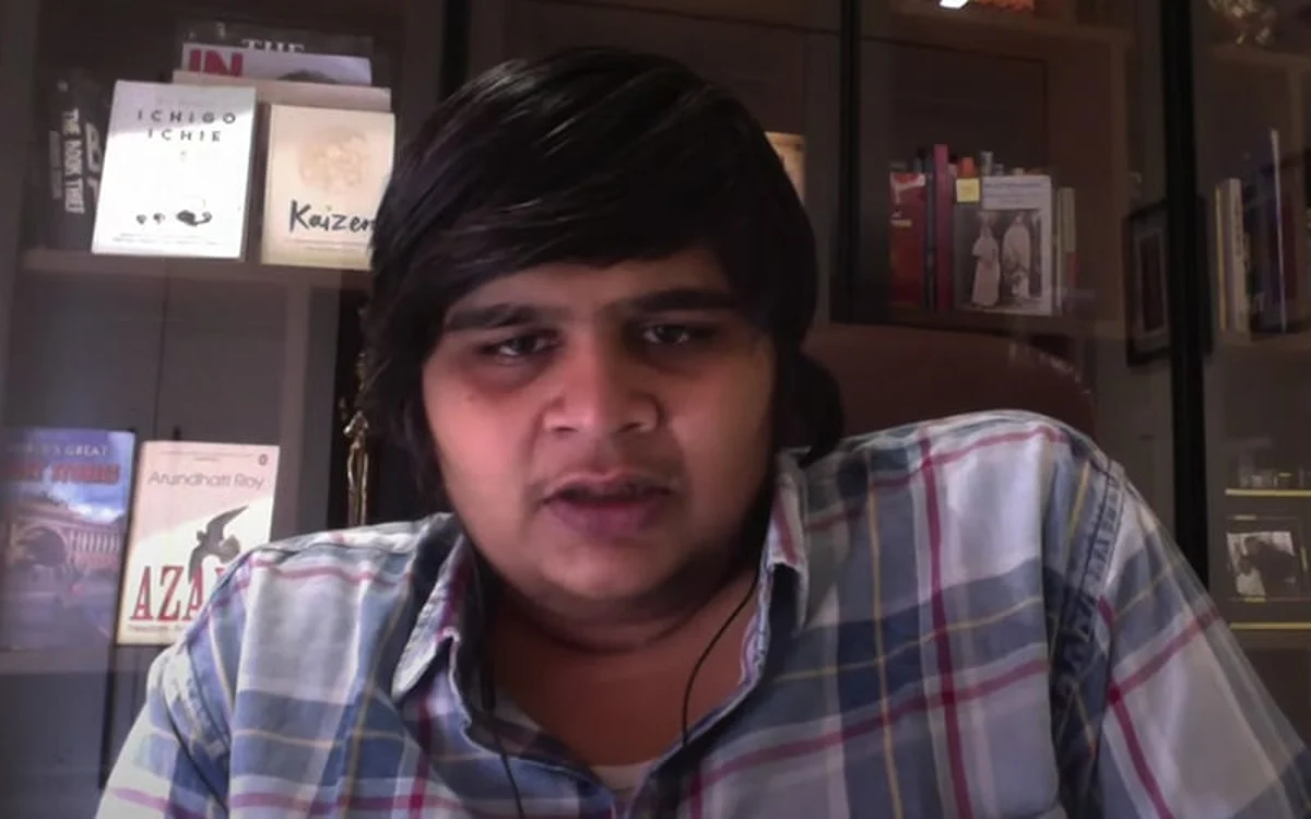 The Worlds Of Cosa Nostra And A Madurai Gangster Come Together In Jagame Thandhiram: Karthik Subbaraj