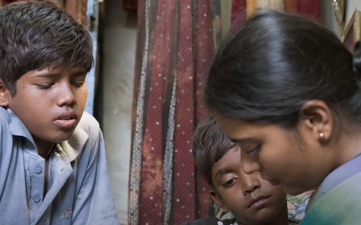 Kaaka Muttai Tackles Consumerism And Class Divide With Biting Satire