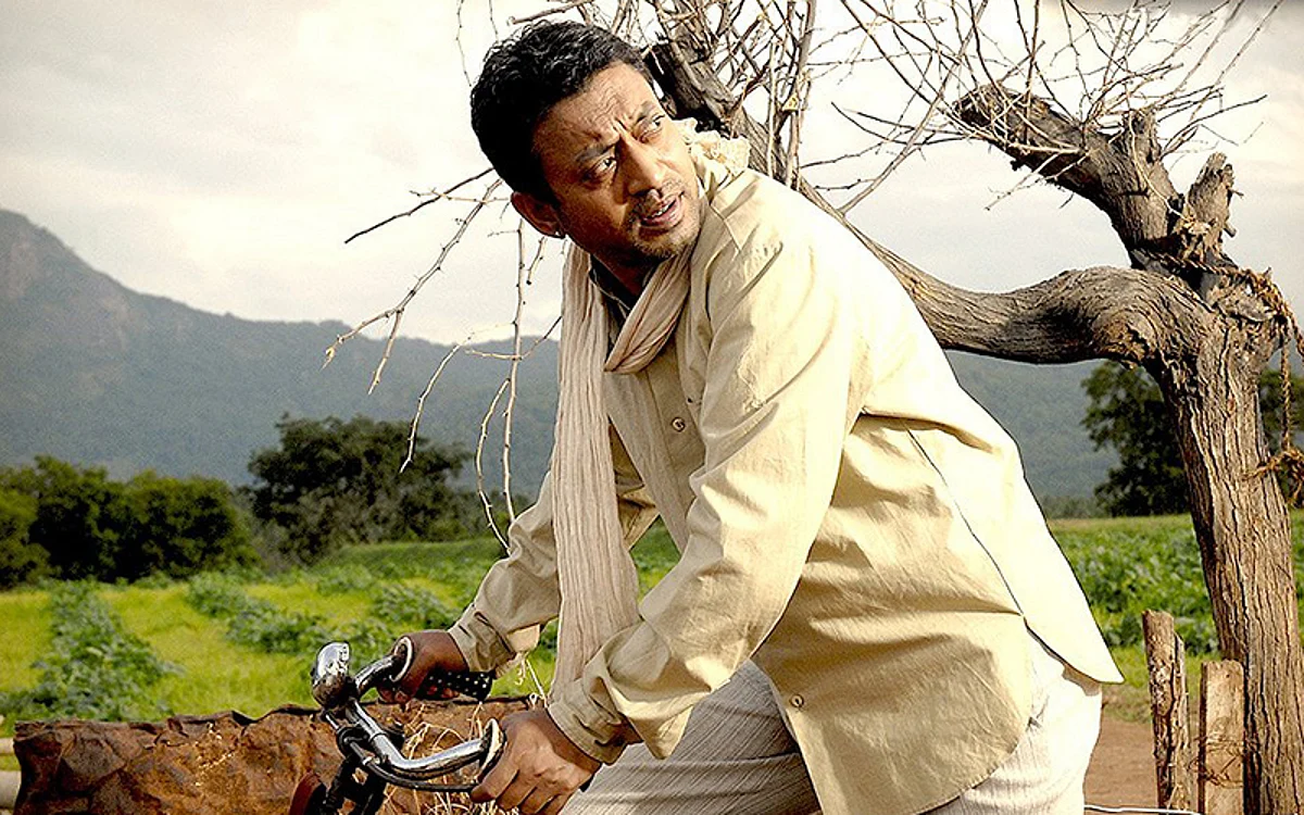 Favorite Irrfan Movie: Irrfan’s Magnetism Shines In Billu