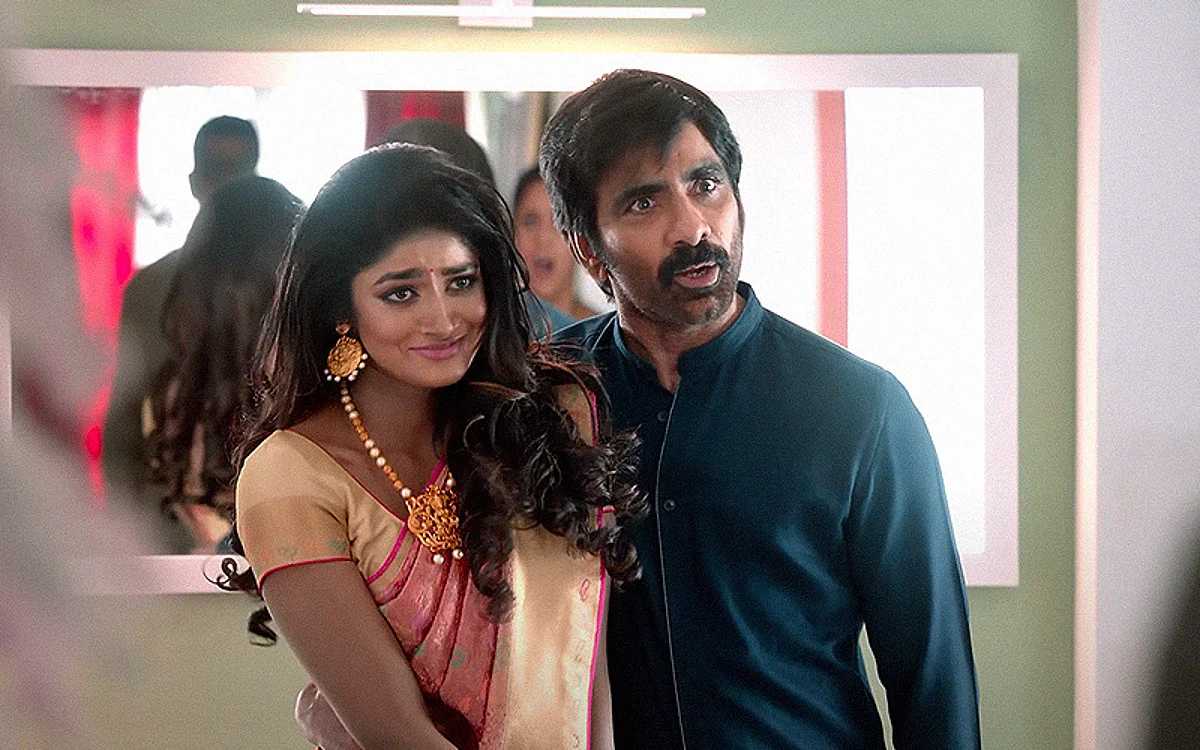 Khiladi Movie Review: All Twists And No Plot Make ‘Khiladi’ A Bore