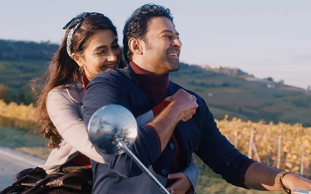 Radhe Shyam Movie Review: A Tale of Epic Expositions