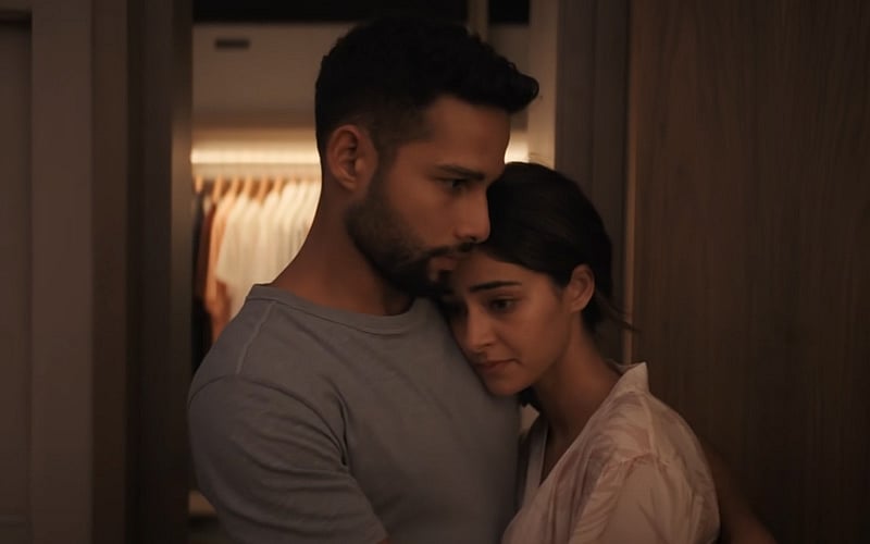 Gehraiyaan: A New-Age Bollywood Drama? Or a Potentially Confused Mess?